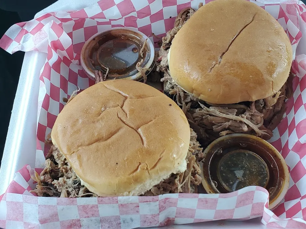 Pulled Pork Sandwich 1 2 Pound